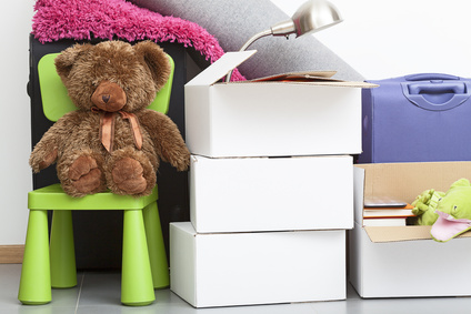 Starting to pack in order to relocate with children